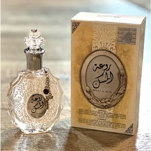 Rouat Al Musk by Lattafa